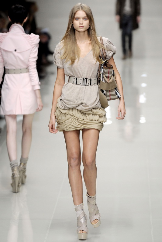 Burberry 10ĸDƬ