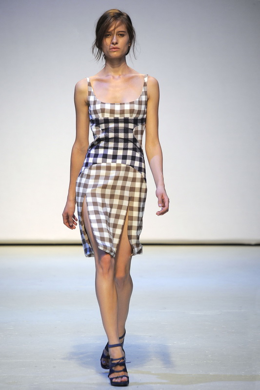 Christopher Kane 10春夏