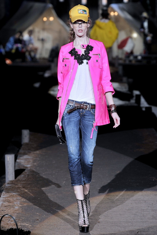 Dsquared 2 10ĸDƬ