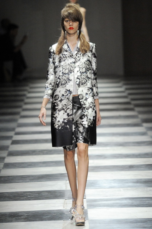 Prada 10ĸDƬ