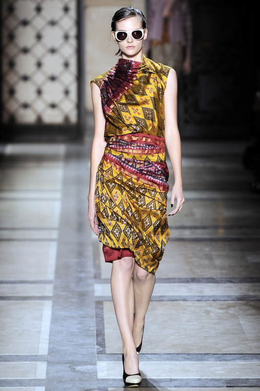 Dries Van Noten 10春夏