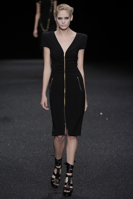 Elie Saab 10ĸDƬ