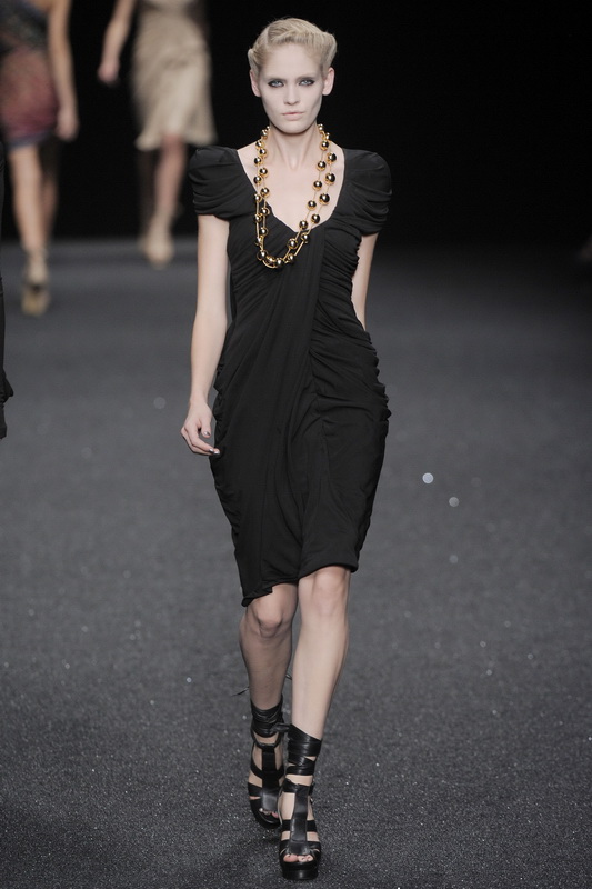 Elie Saab 10ĸDƬ