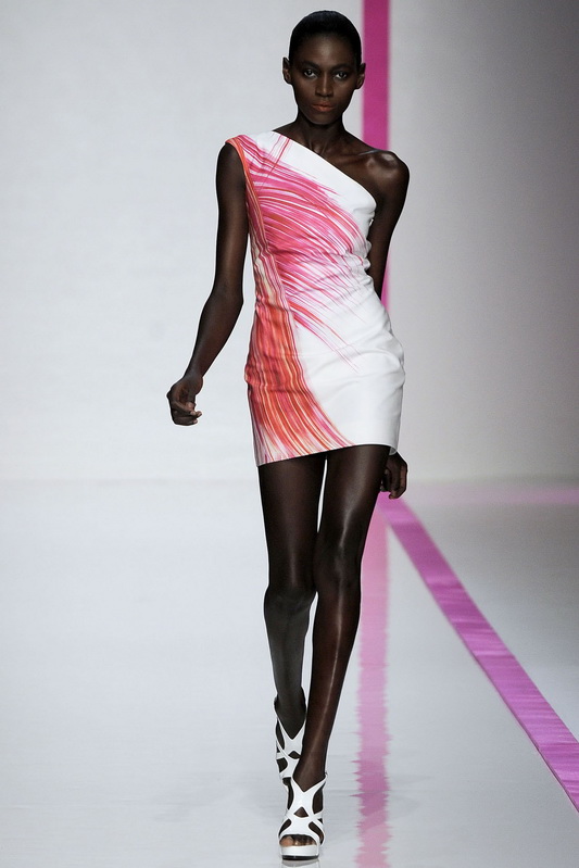 Emanuel ungaro 10ĸDƬ