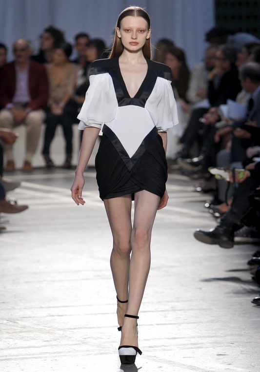 Givenchy 10春夏