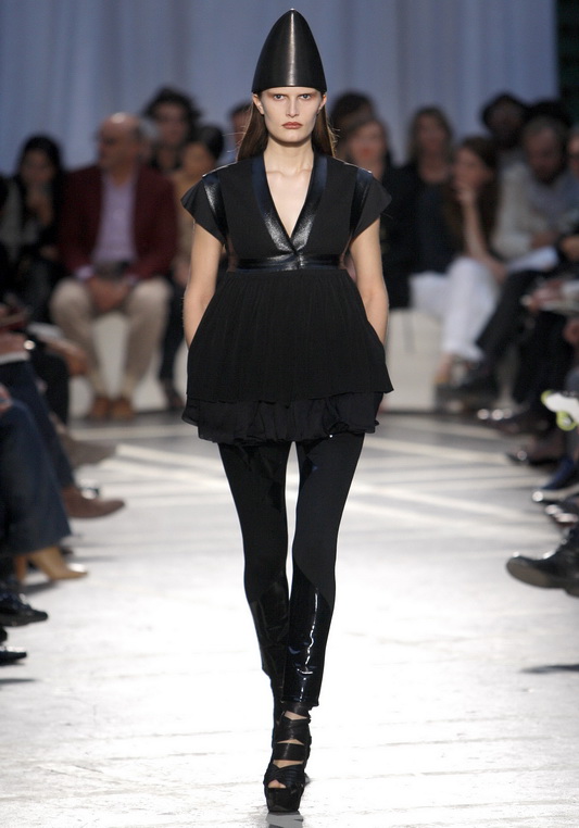 Givenchy 10ĸDƬ
