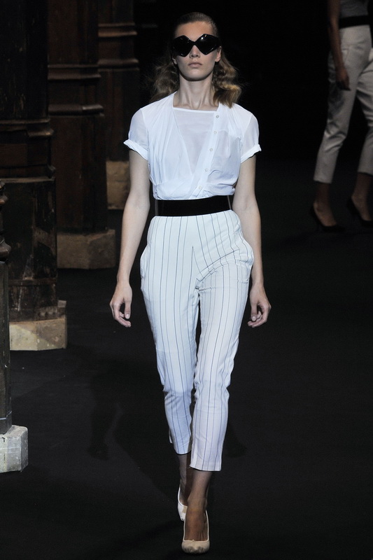 Hussein Chalayan 10ĸDƬ