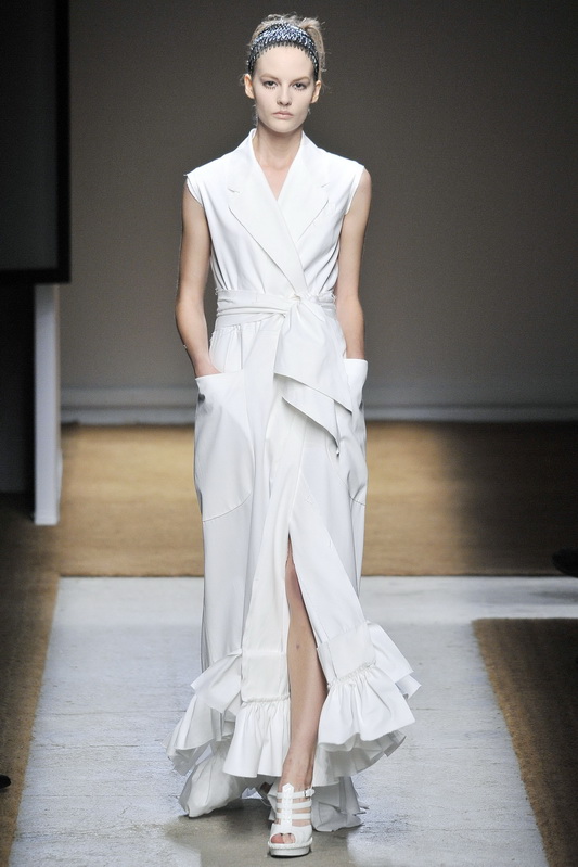 Yves Saint Laurent 10ĸDƬ
