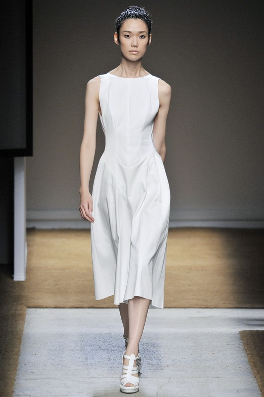 Yves Saint Laurent 10ĸDƬ