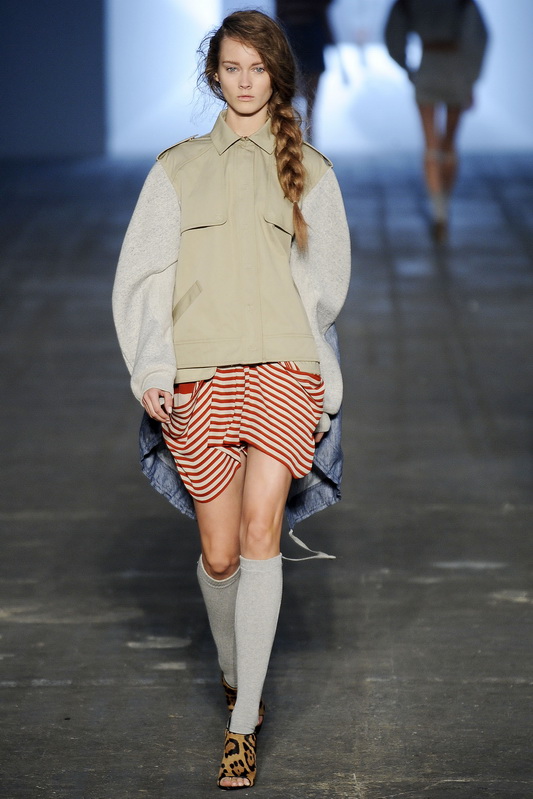 Alexander Wang 10ĸDƬ