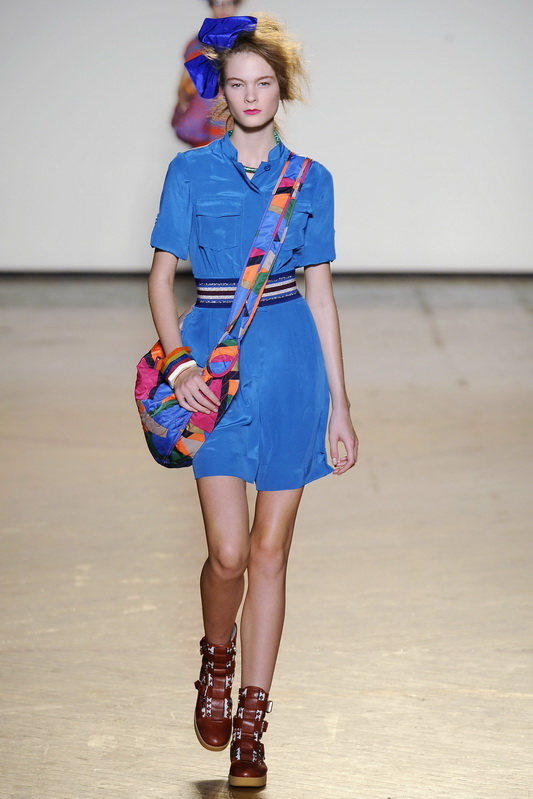 Marc by Marc Jacobs 10ĸDƬ