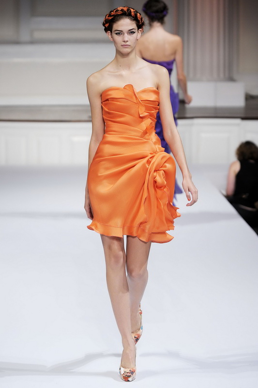 Oscar De La Renta 10ĸDƬ