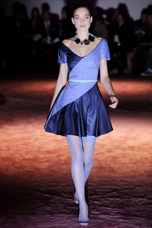 Zac posen 10ĸDƬ