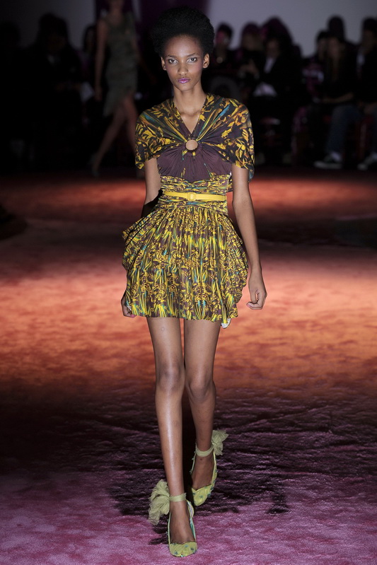 Zac posen 10ĸDƬ