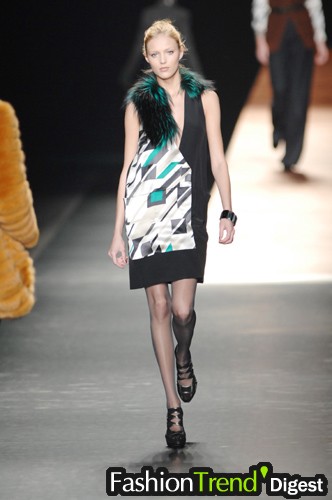Etro 07ﶬDƬ
