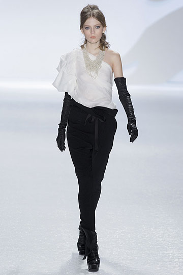 Vera Wang 10ﶬDƬ