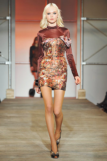 Zac posen 10ﶬDƬ