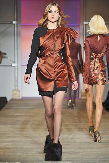 Zac posen 10ﶬDƬ