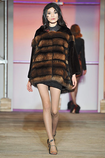 Zac posen 10ﶬDƬ