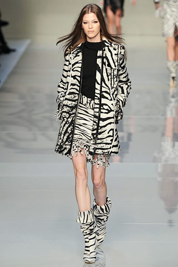 Blumarine 10ﶬDƬ
