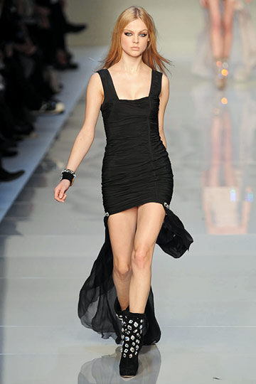 Blumarine 10ﶬDƬ