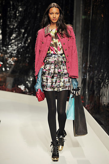 Moschino - Cheap & Chic 10ﶬDƬ