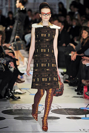 Prada 10ﶬDƬ