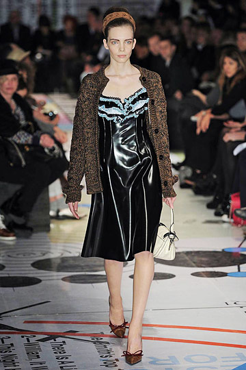 Prada 10ﶬDƬ