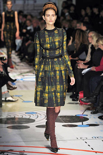 Prada 10ﶬDƬ