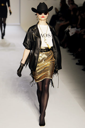 Moschino 10ﶬDƬ