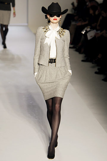 Moschino 10ﶬDƬ