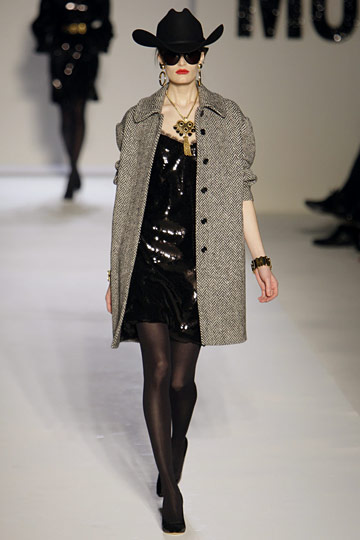Moschino 10ﶬDƬ