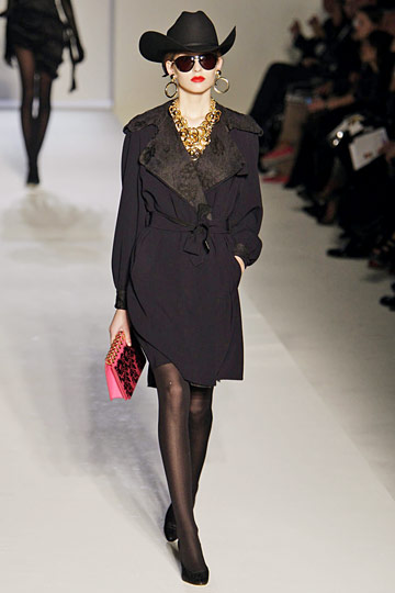 Moschino 10ﶬDƬ