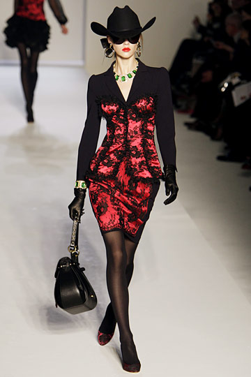 Moschino 10ﶬDƬ