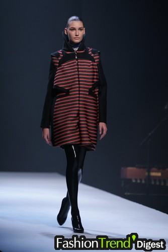 Hussein Chalayan 07ﶬDƬ