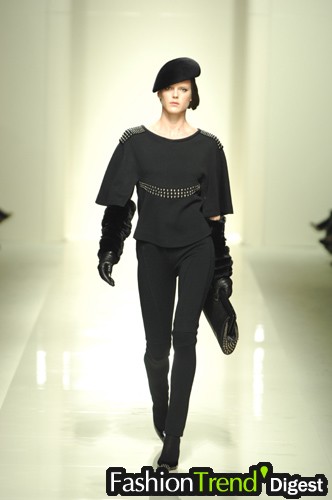 Pollini By Rifat Ozbek 07ﶬDƬ