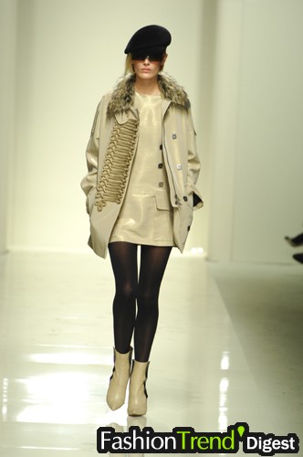 Pollini By Rifat Ozbek 07ﶬDƬ