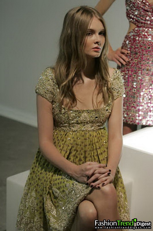 Marchesa 08ĸDƬ