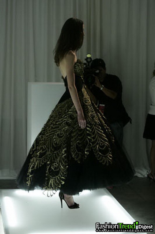 Marchesa 08ĸDƬ