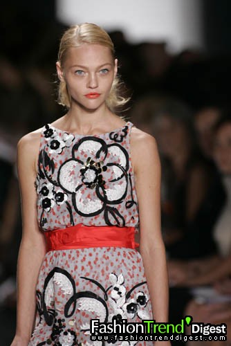 Carolina Herrera 08ĸDƬ