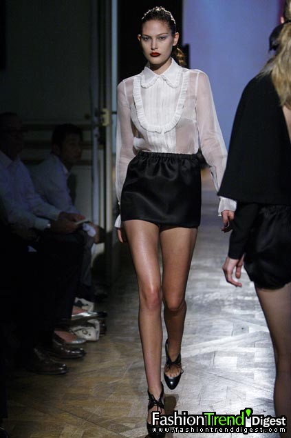 Miu Miu 08ĸDƬ