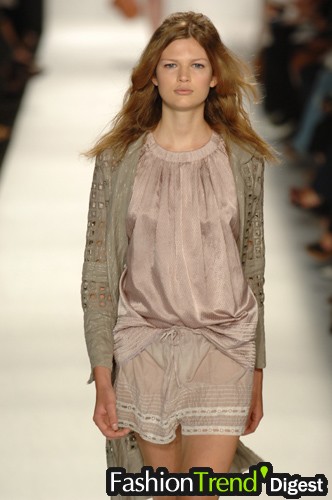 Bcbg MaxAzria 07ĸDƬ