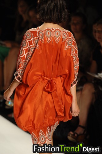 Bcbg MaxAzria 07ĸDƬ