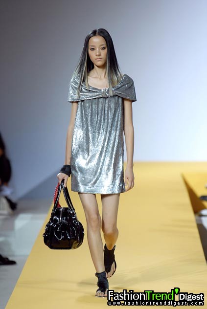 Moschino - Cheap & Chic 08ĸDƬ