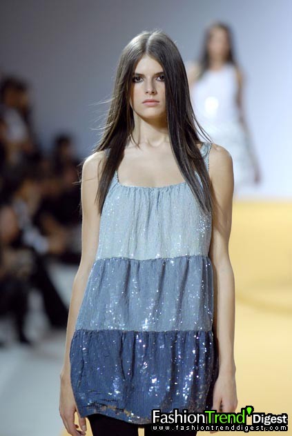 Moschino - Cheap & Chic 08ĸDƬ