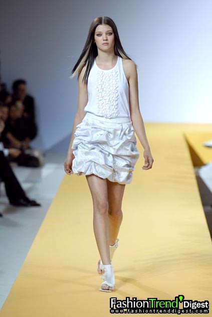 Moschino - Cheap & Chic 08ĸDƬ
