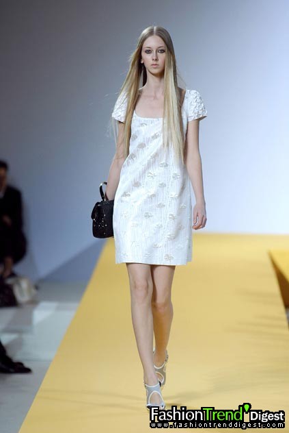 Moschino - Cheap & Chic 08ĸDƬ