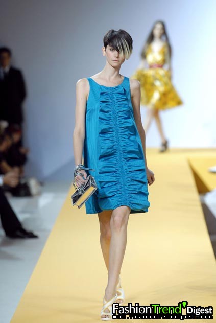 Moschino - Cheap & Chic 08ĸDƬ