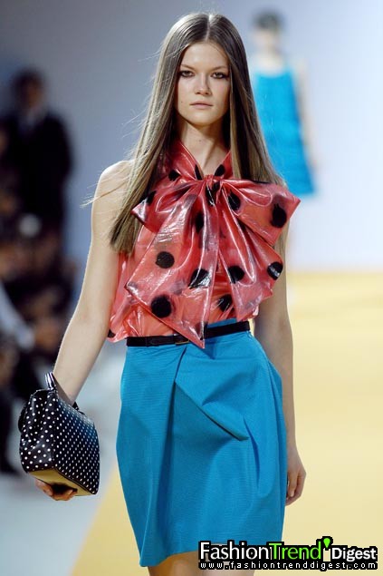 Moschino - Cheap & Chic 08ĸDƬ