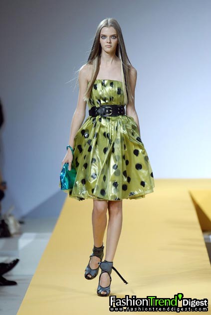 Moschino - Cheap & Chic 08ĸDƬ